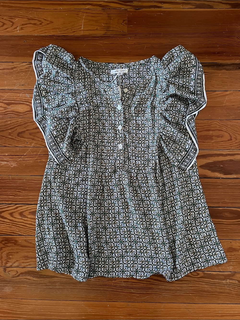 Max Studio Printed Flutter-Sleeve Blouse in Green and Black NWT